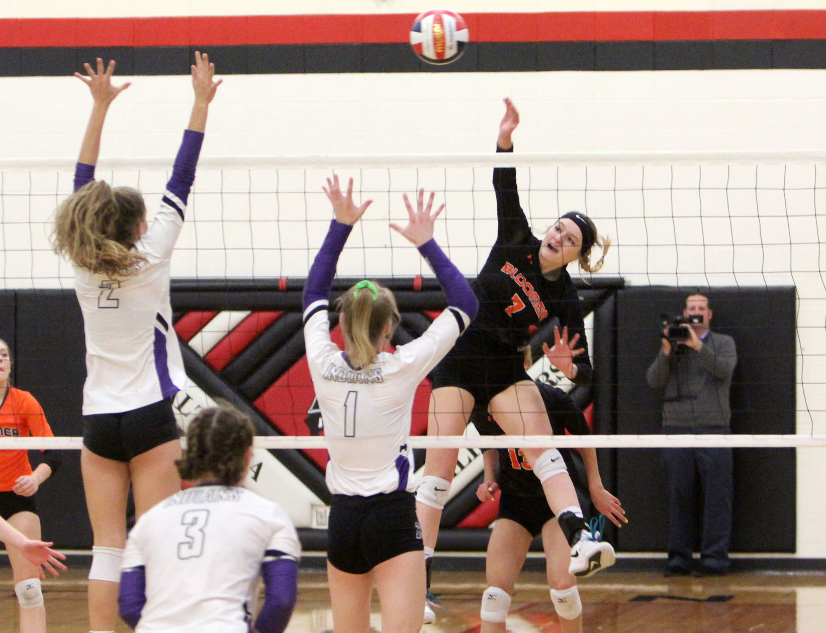 Bloomer volleyball vs Mosinee 10-27-18